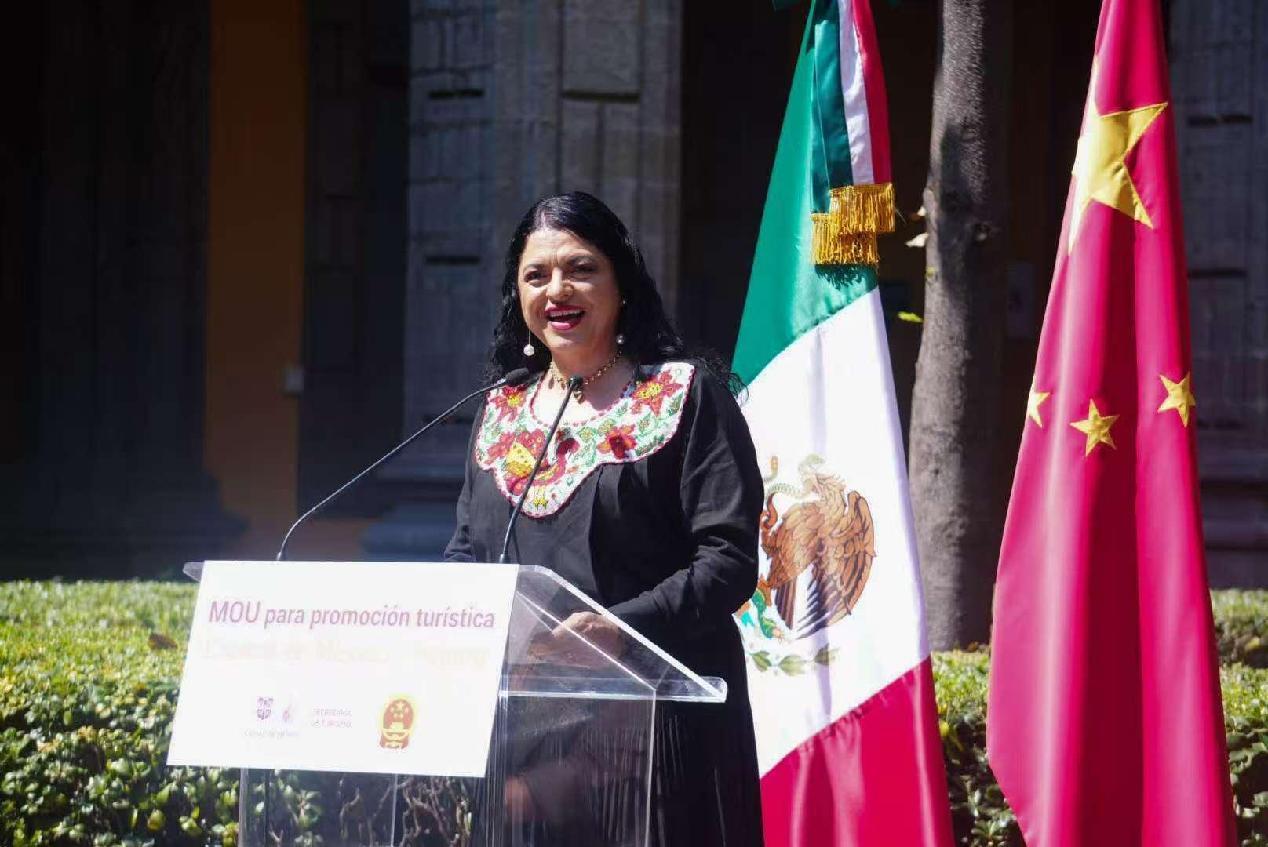 墨西哥城市政府旅游局局长亚历杭德拉·弗劳斯托·格雷罗女士2月13日